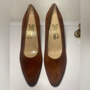 Salvatore Ferragamo Brown suede shoes made in italy sz 8.5 B